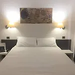 La 3*