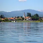 La 3*
