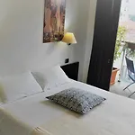 La 3*