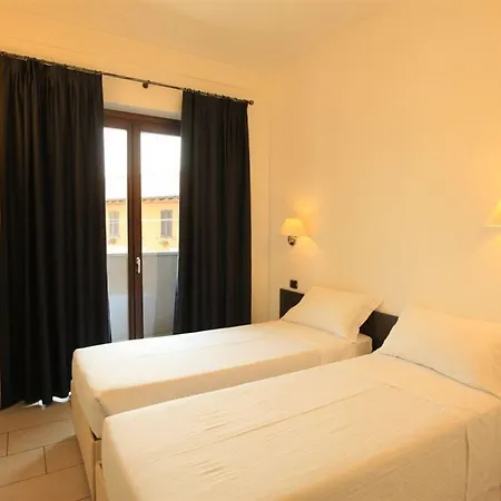 La Hotel Cadrezzate