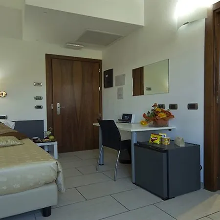 La Hotel Cadrezzate