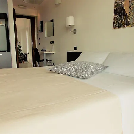La Hotel 3*
