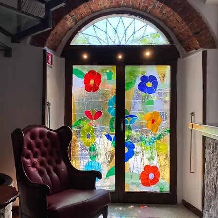 La Hotel